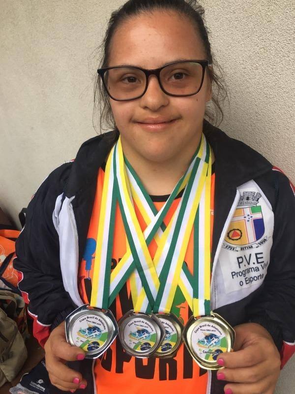 Raysa começou sua trajetória no programa de Betim Viva o Esporte em 2016