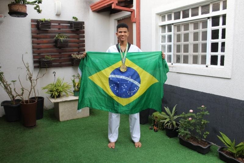 Victor ficou em sexto lugar na competição em 2022