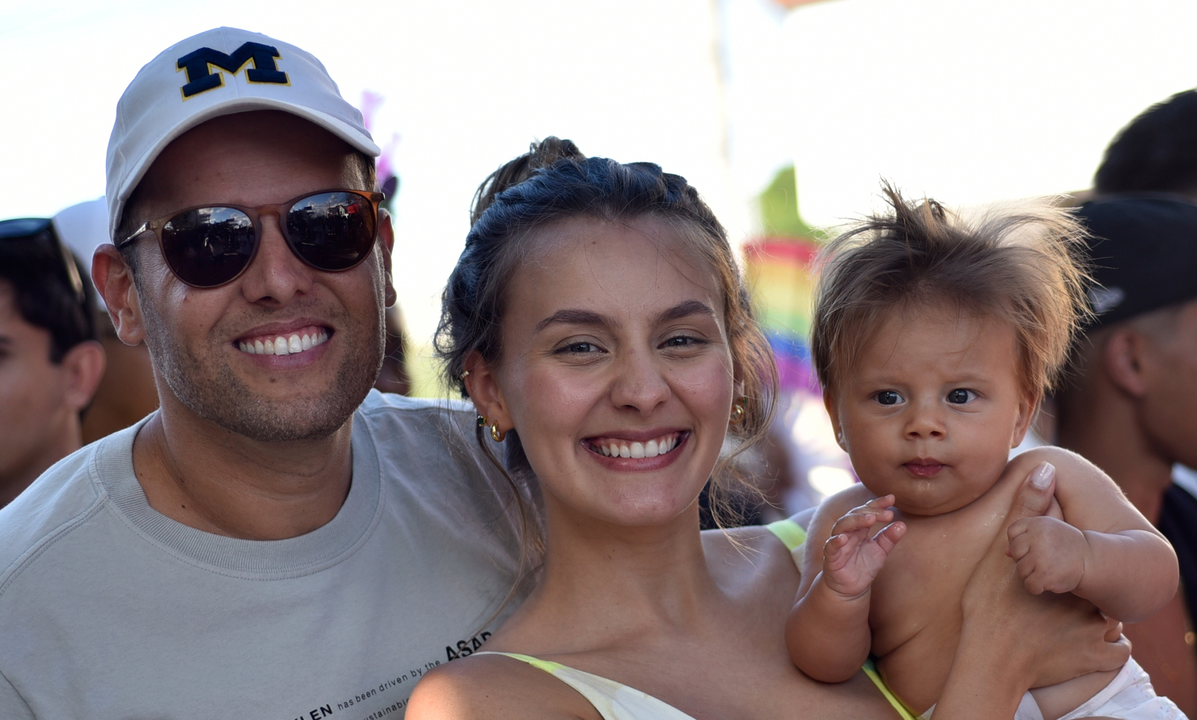 O pequeno Benício curtiu a festa com o papai, Michel Roque Chaves, e a mamãe, Ana Flávia Assunção