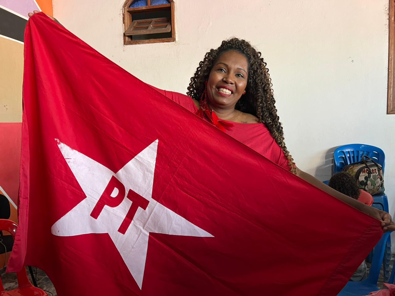 Ana Paula Ribeiro Rosa é vice-presidente do PT de Betim e vice-presidente do Conselho Municipal da Educação