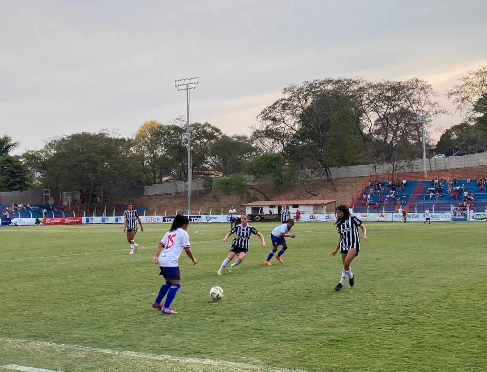 Arena Vera Cruz recebeu o duelo desse sábado
