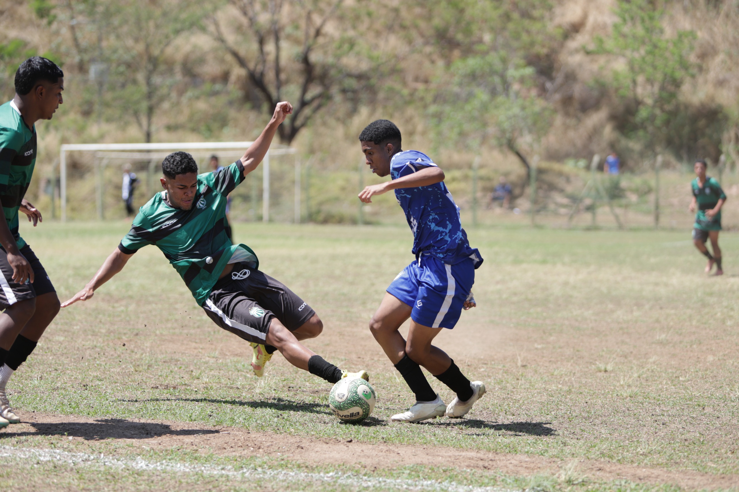 Sporting busca a classificação contra o Crovista