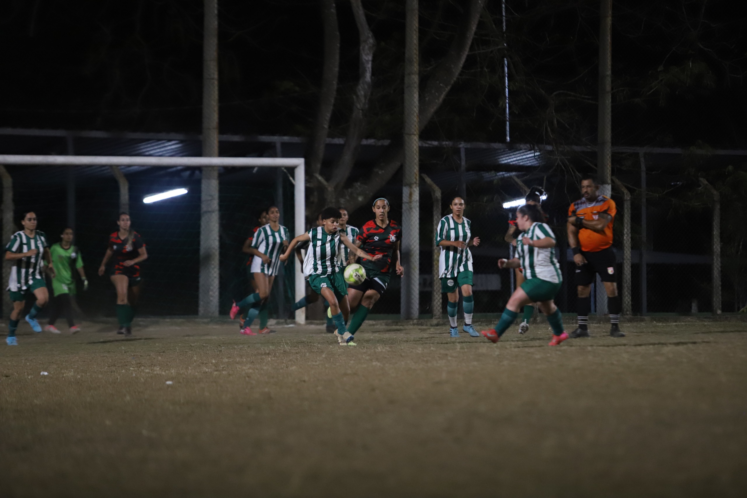Competição feminina retorna após duas semanas