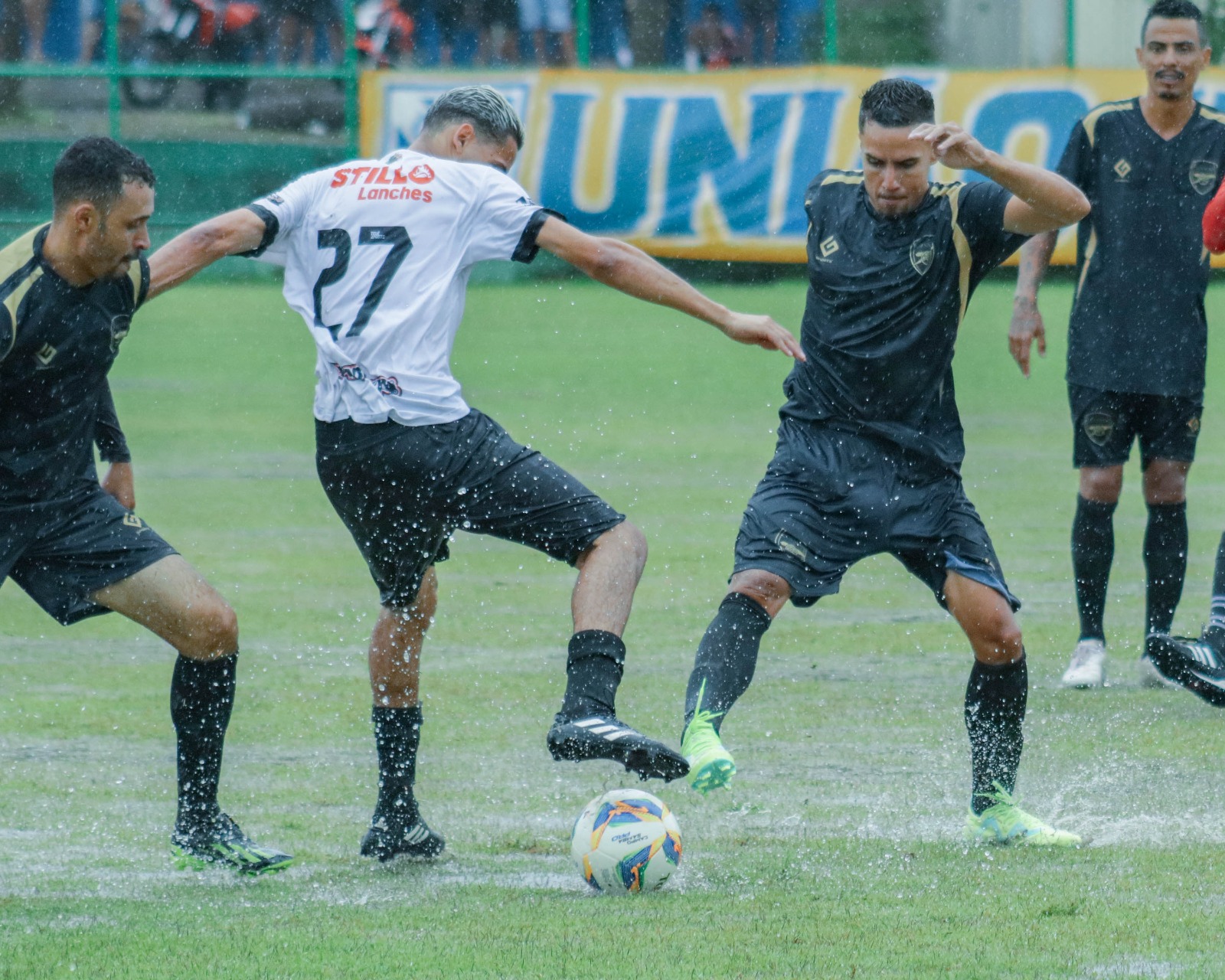 A equipe do Gunners superou o União Itabirito