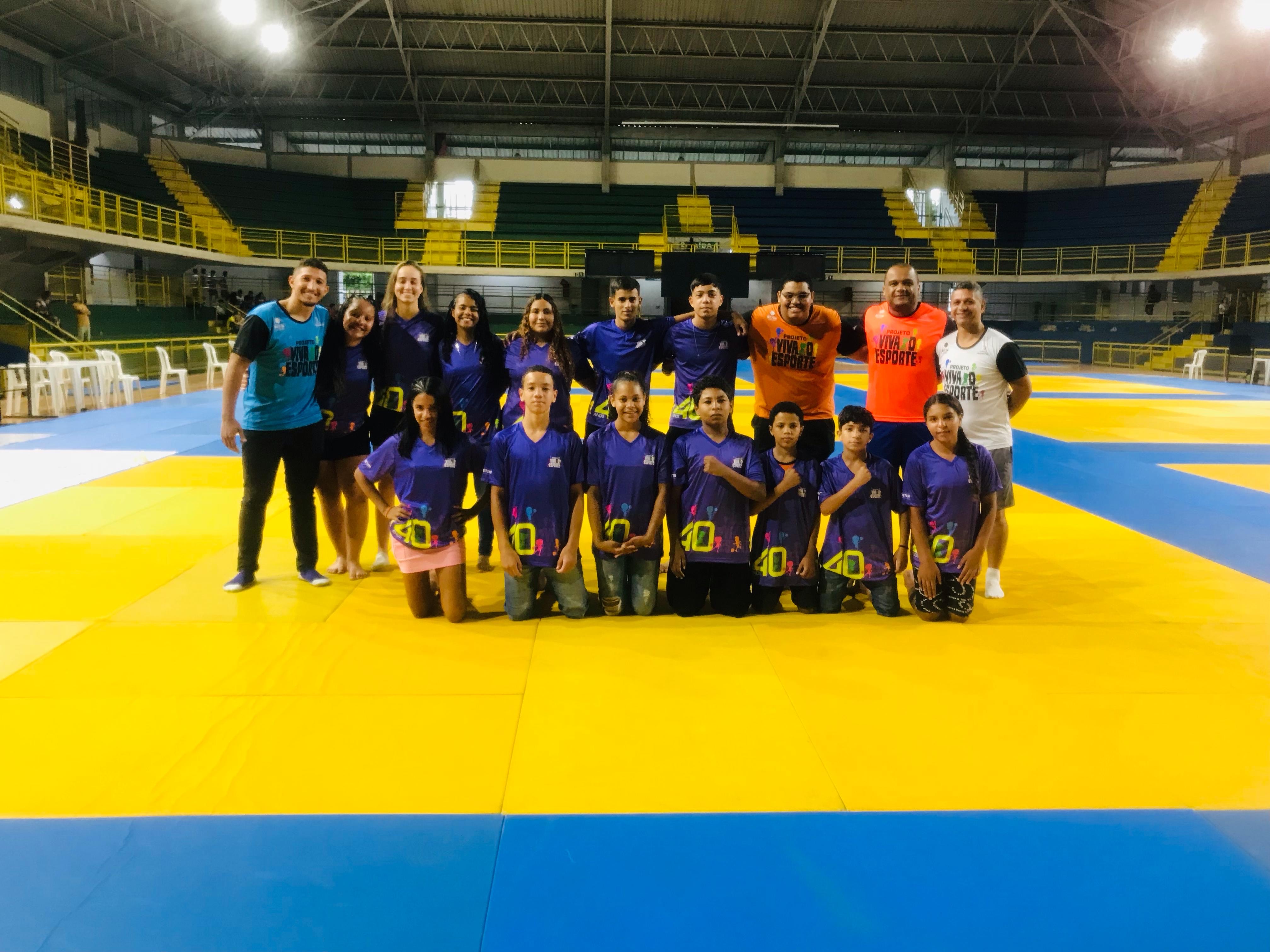  Sofia Evelyn Bueno Costa ficou com a medalha de ouro na categoria sub-13 feminino superpesado 