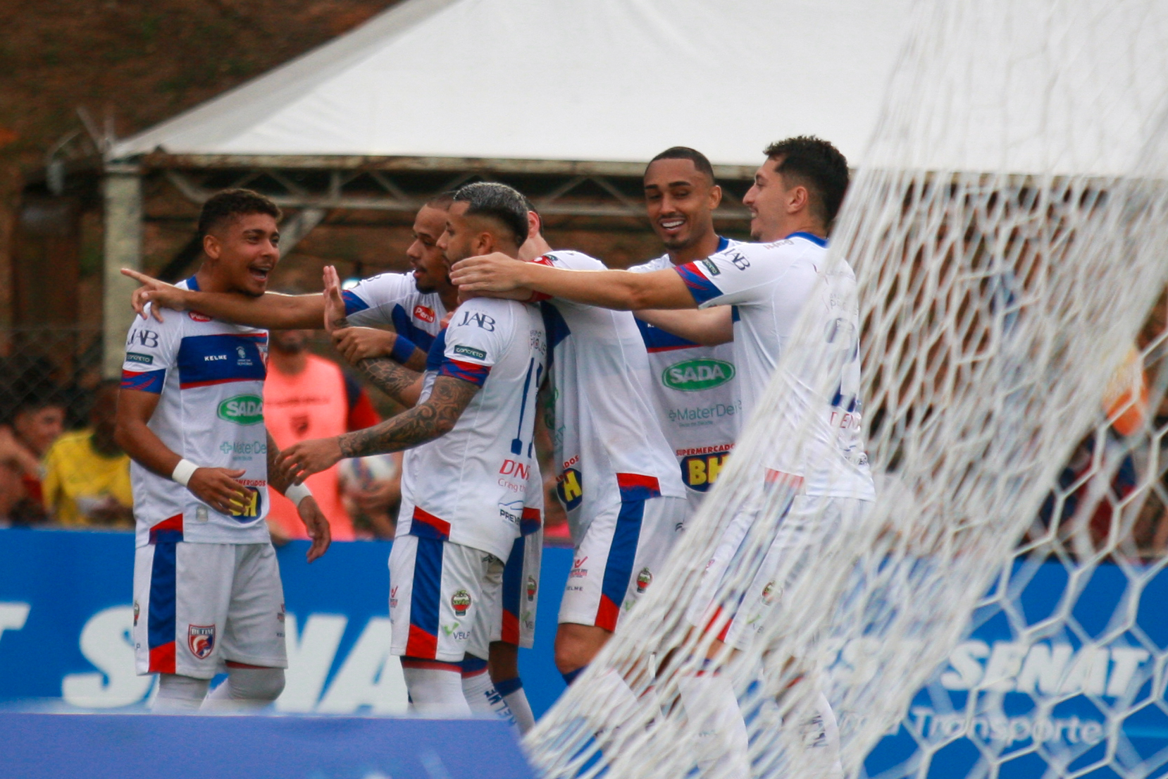 A partida será disputada no Estádio Parque do Sabiá, em Uberlândia
