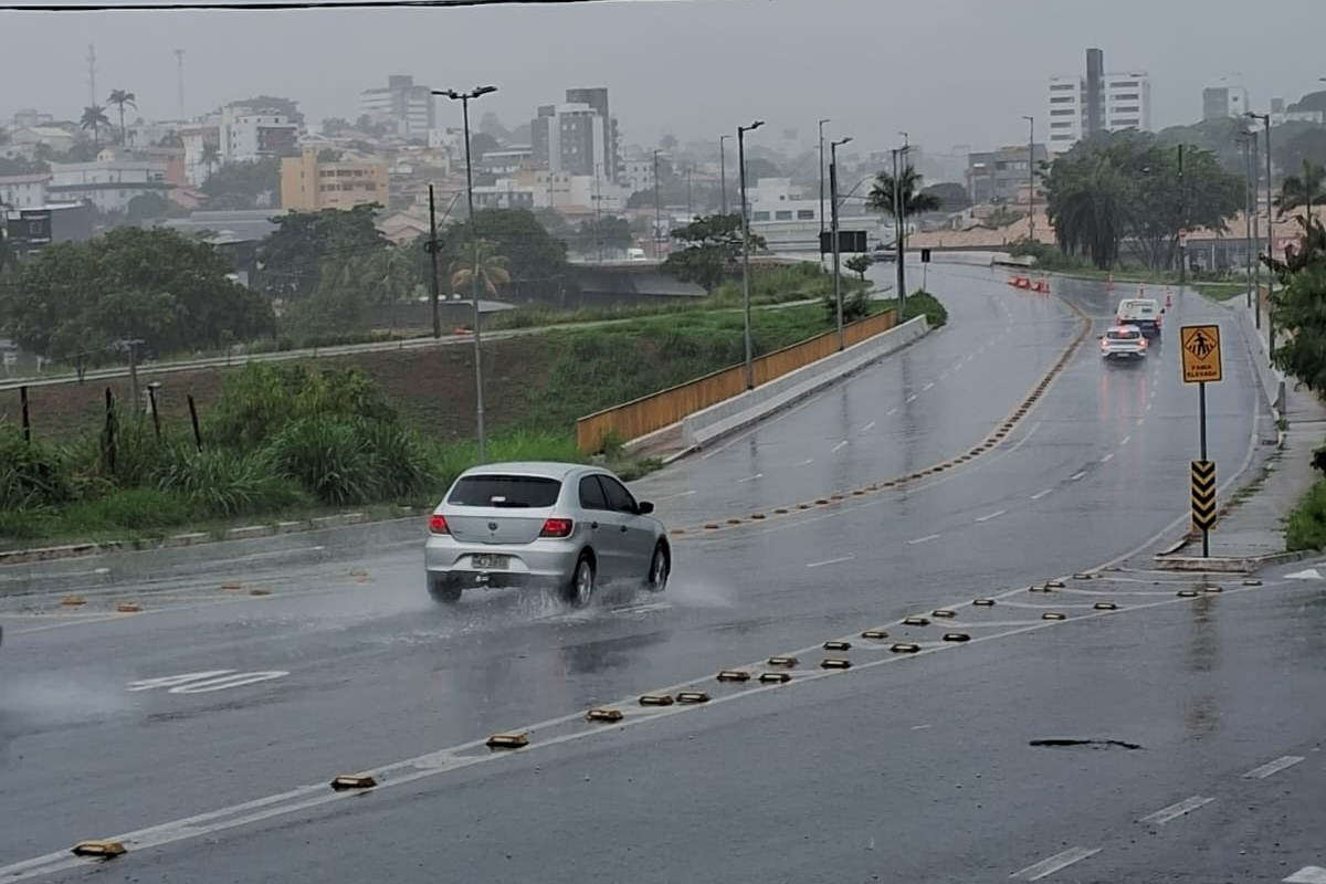 Chuva foi registrada em vários pontos da cidade