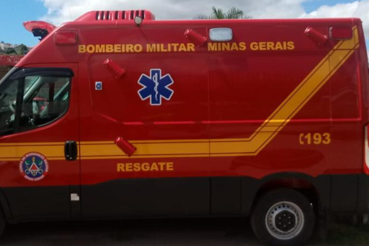 Cadáver foi resgatado pelo Corpo de Bombeiros