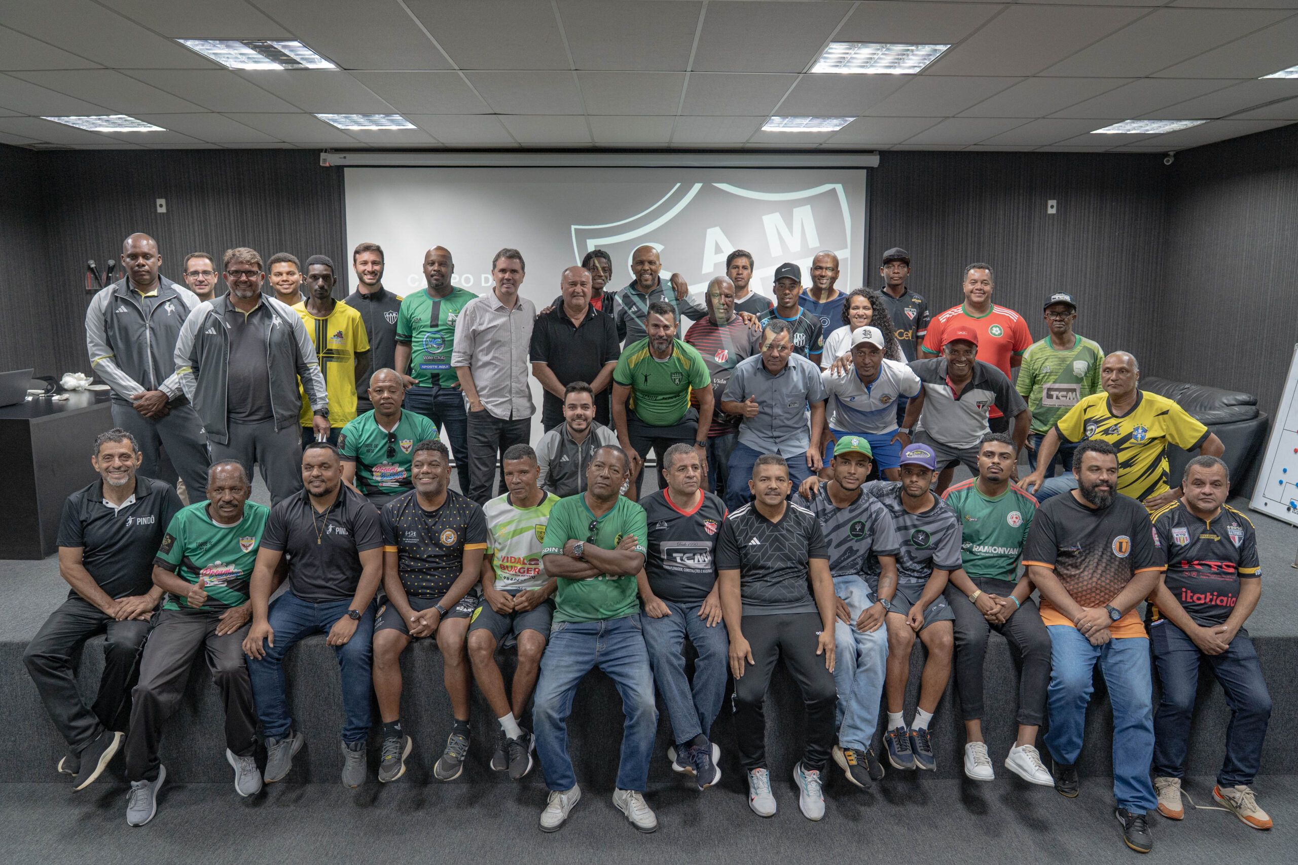 Representantes dos clubes estiveram na Cidade do Galo