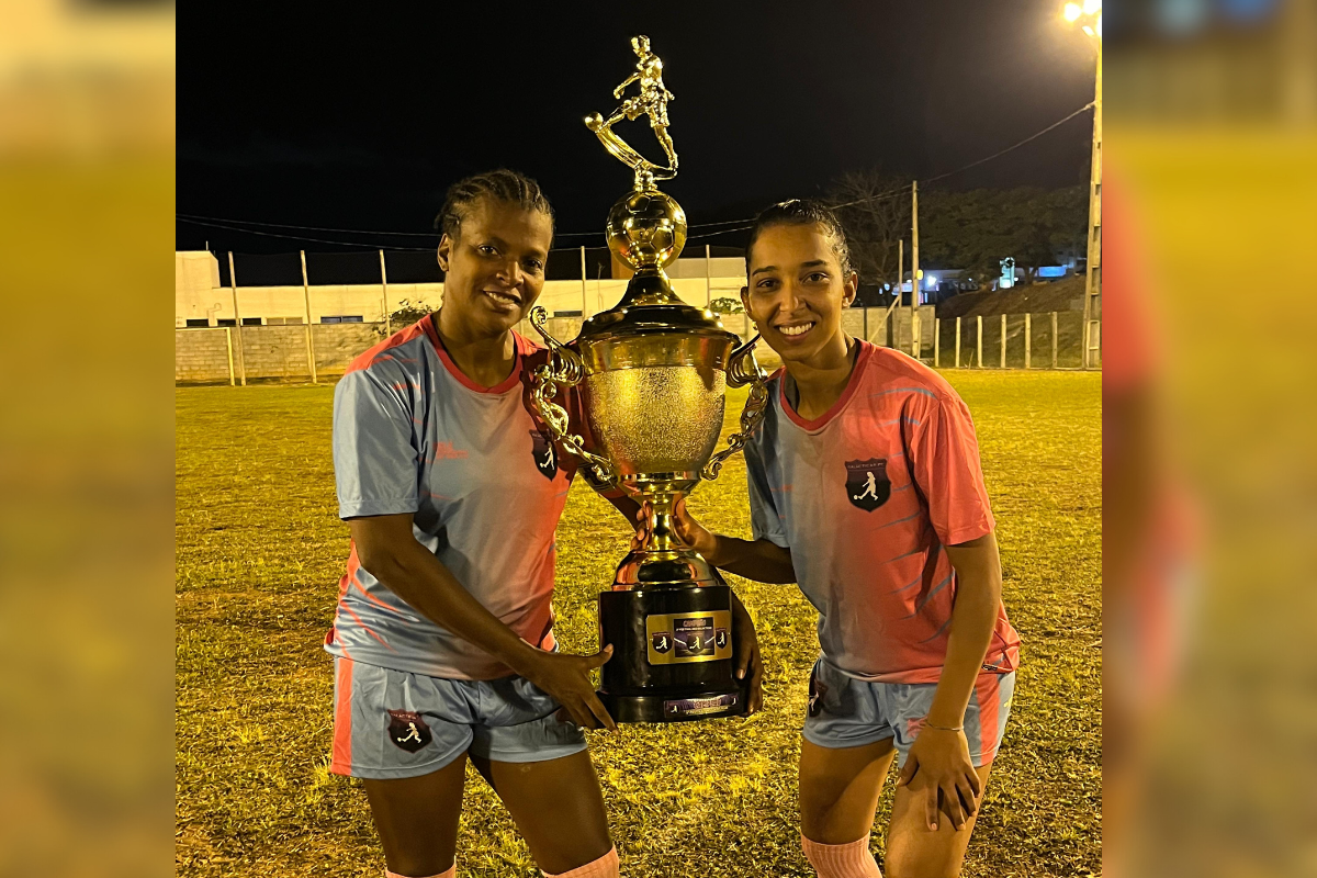 Evento comemora o aniversário do projeto social de futebol feminino