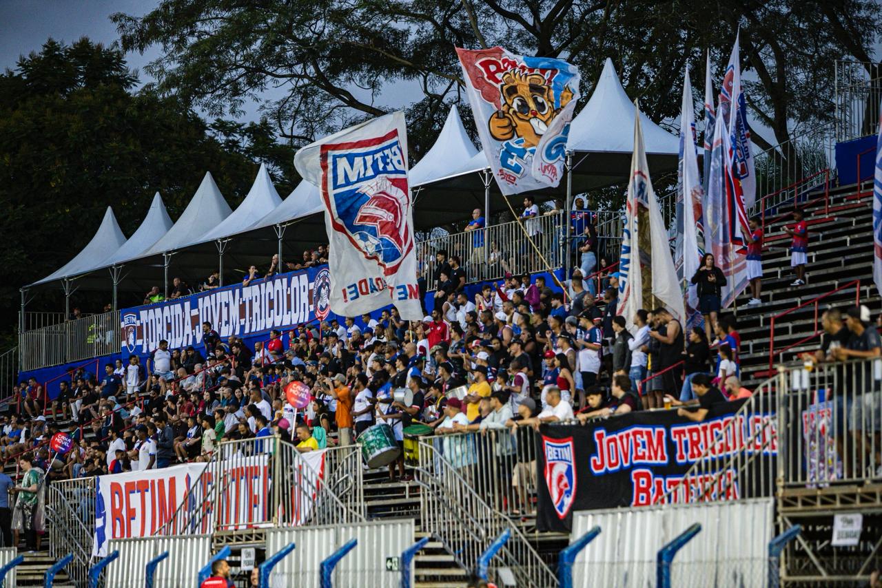 Arena Urbsan receberá torcidas divididas por setor, com regras específicas de acesso