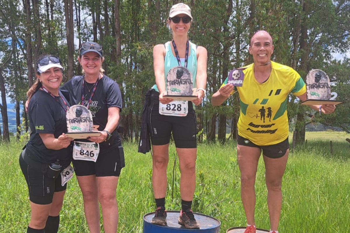 Silvania Melo, de 51 anos, faz parte da equipe Inovar Running