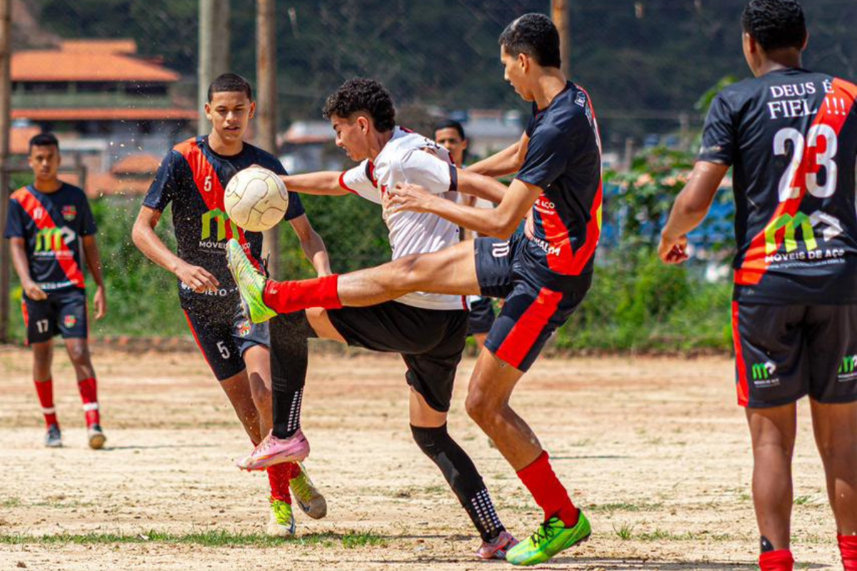 Fora de casa, o Beija Flor superou a equipe do Shalom Esporte Clube