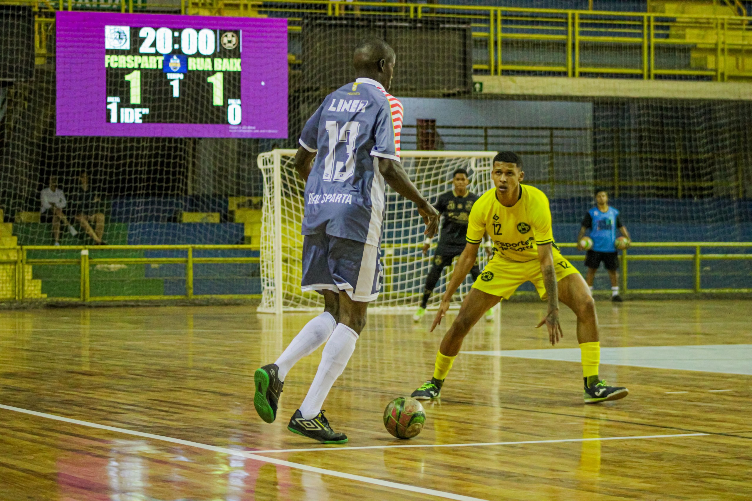 Trinta e duas equipes masculinas do município vão disputar o título do torneio