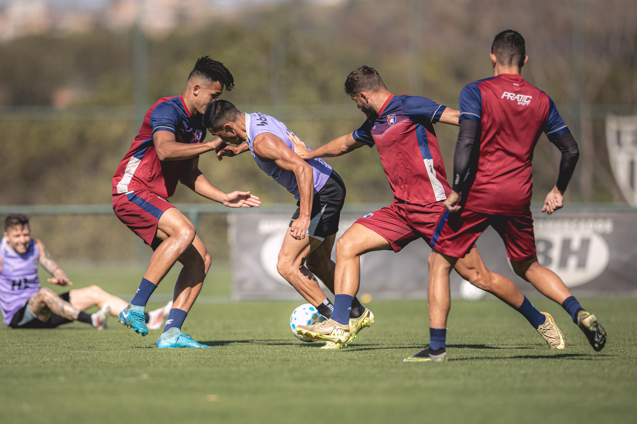 Equipe atleticana venceu a partida pelo placar de 3 a 1