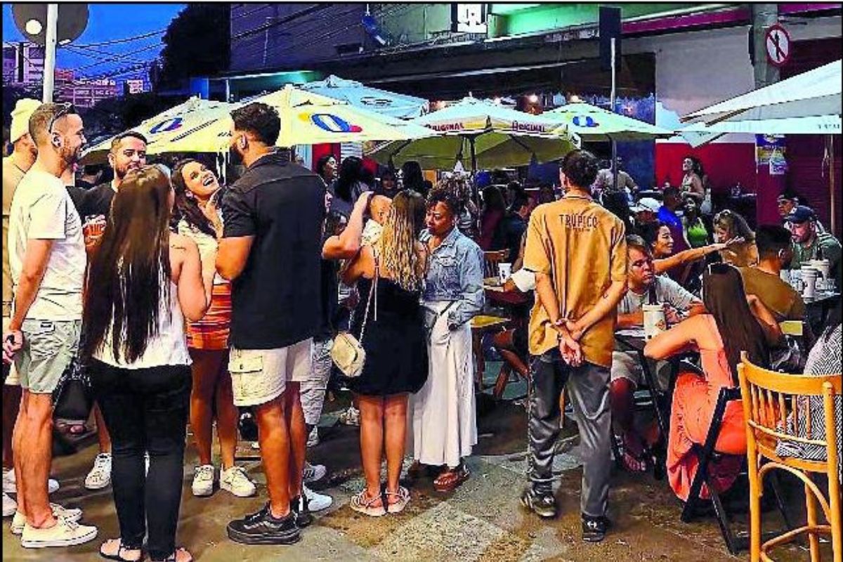 Pratos precisam conter pelo menos um desses ingredientes: limão capeta, pãozinho de sal, pimenta, farinha/farofa e/ou cachaça.
