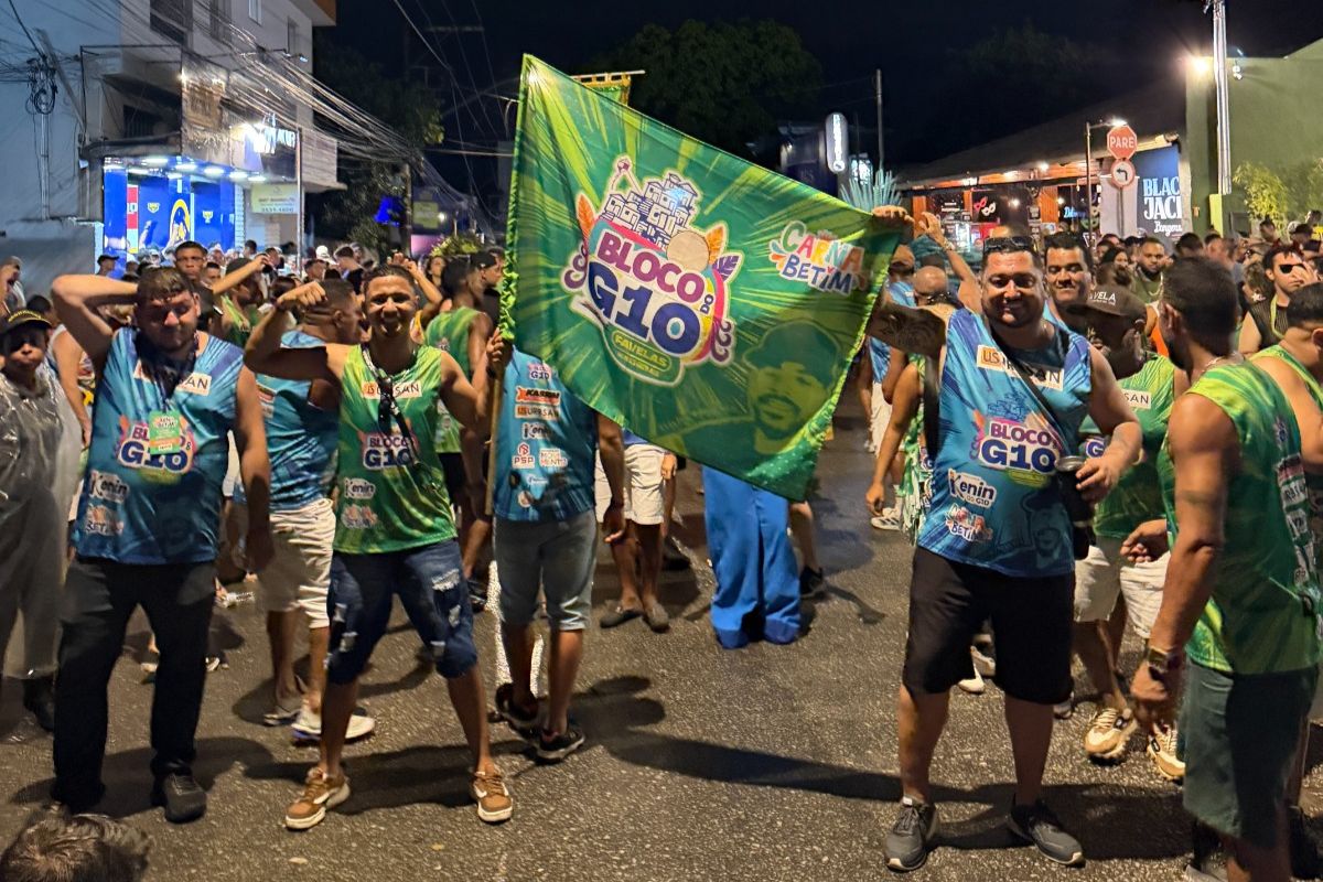 G10 Favelas MG foi um dos blocos que desfilaram sem o suporte do trio elétrico no domingo 