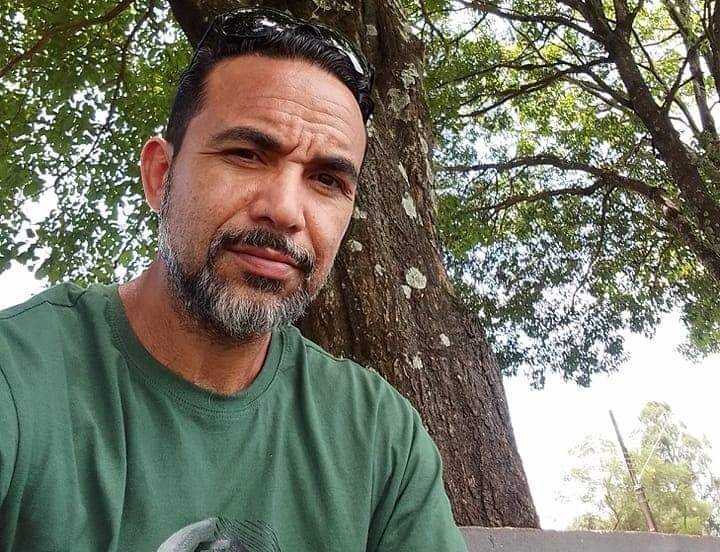 Rondinerio Lopes de Freitas, ajudante de pedreiro de 45 anos