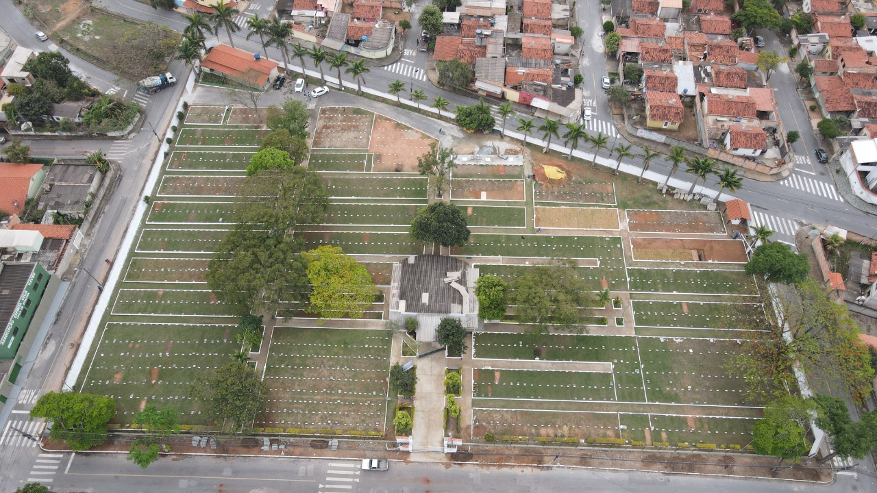 Cemitério Retiro da Saudade, na região do bairro Citrolândia