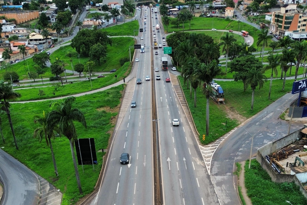 Em Betim, rodovia tem entroncamentos com várias vias de tráfego intenso
