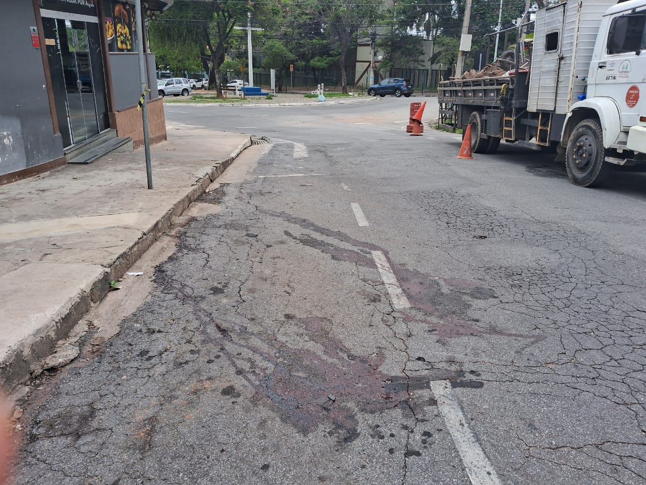 Homicídio aconteceu na madrugada desta segunda (4), na rua Josefina Bento da Costa, perto da Rua do Rosário