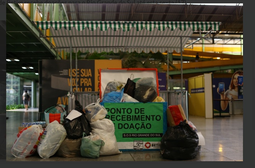 Até agora, município contabilizou 7.000 peças de roupas e 1.000 litros de água entre doações recebidas, além de outros itens
