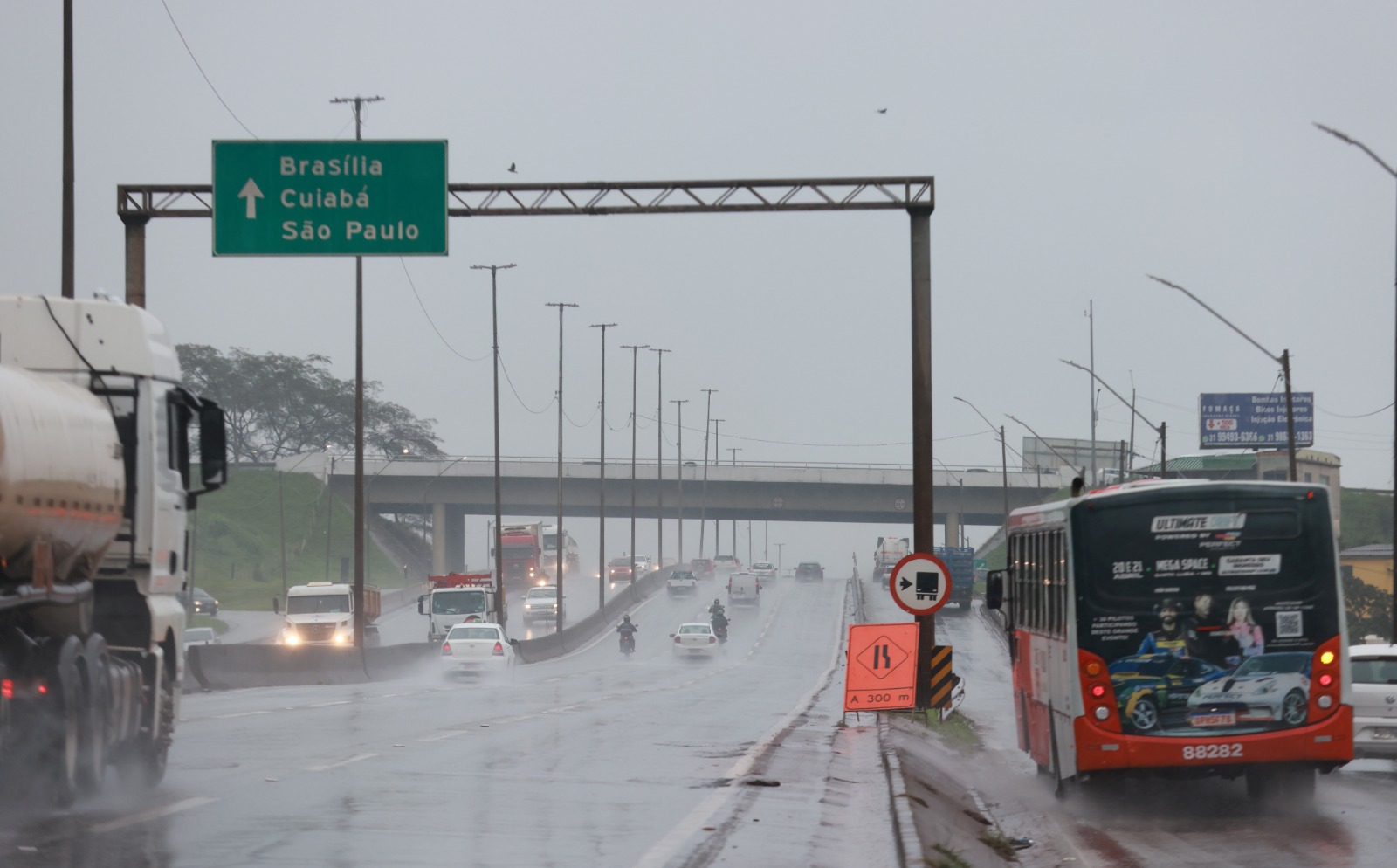 Betim deve ter muitas pancadas de chuva, com possibilidade também de trovoadas isoladas