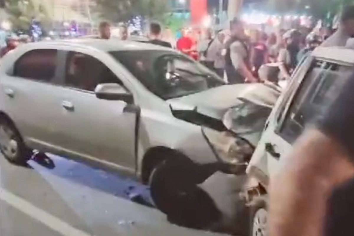 Autor dirigia um Chevrolet Cobalt 