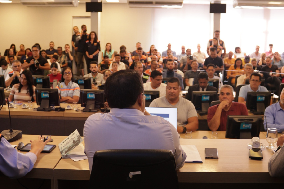 A audiência contou com a participação com representantes da Polícia Militar de Minas Gerais (PMMG), do Corpo de Bombeiros e das Defesas Civils de Minas e de Betim, além de vereadores e moradores