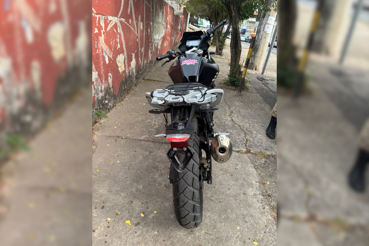 Veículo - modelo BMW G 310 - foi furtado na terça-feira (7/10) da semana passada
