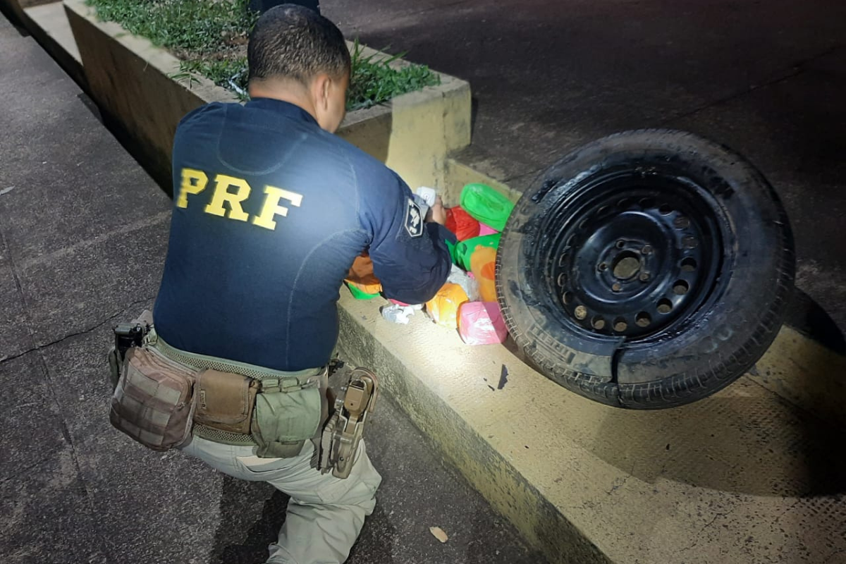 Motorista de 59 anos confessou que transportava drogas