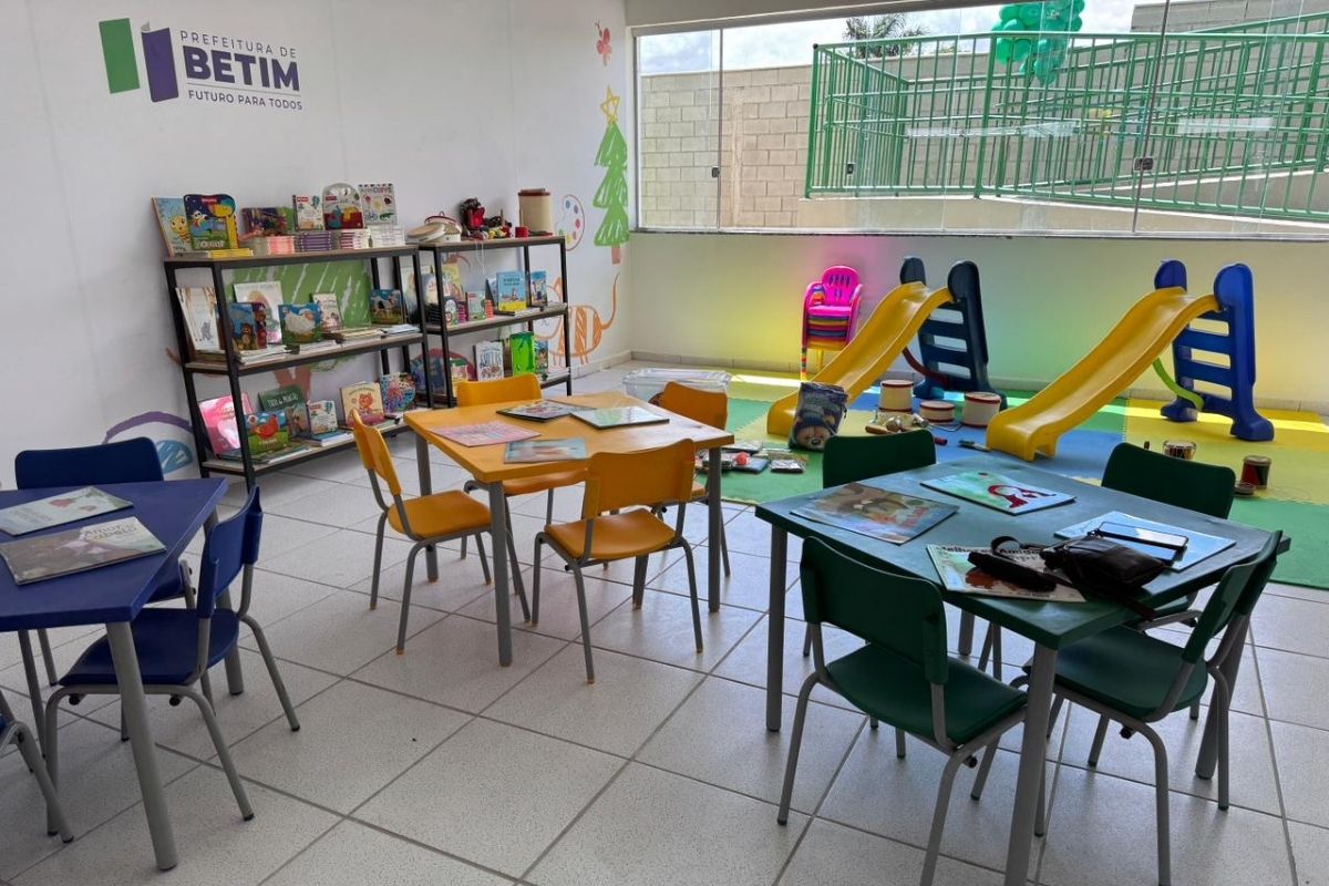 Crianças nascidas até 31 de março de 2026 que ainda não estudam na rede pública municipal ou em instituições parceiras podem ser inscritas