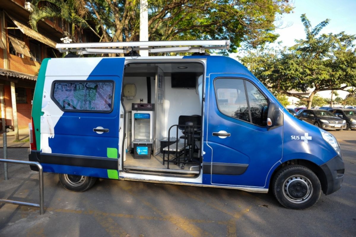 Iniciativa amplia o acesso da população às vacinas de rotina e às doses contra a Covid-19