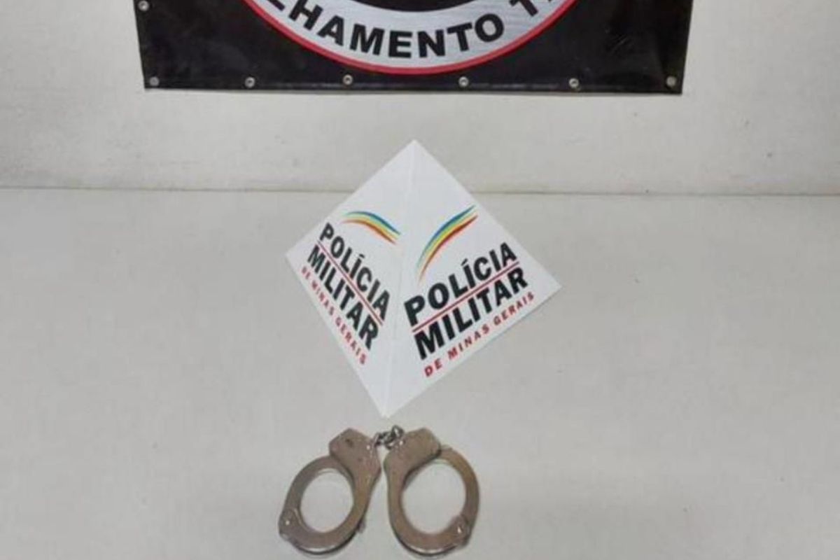 Na busca pessoal, nada de ilícito foi encontrado com o homem