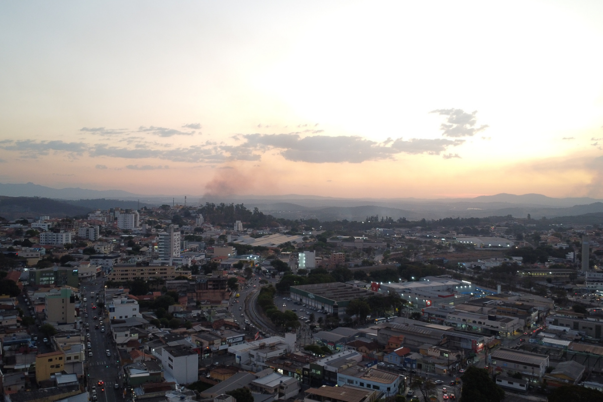 Repartições públicas de Betim terão funcionamento alterado por feriado e recesso nesta semana