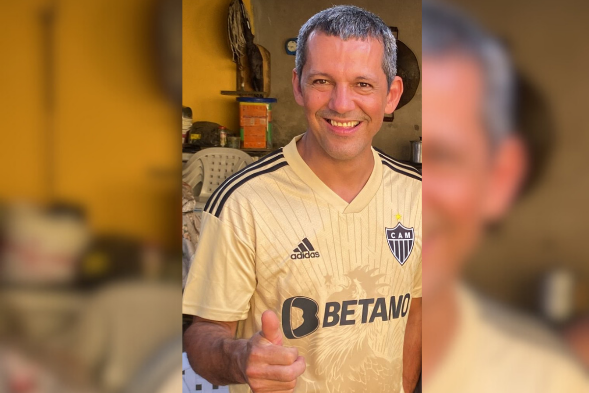 Se alguém tiver alguma informação que possa ajudar a encontrar Ildiomar deve ligar para um dos seguintes telefones: (31) 97145-2234 ou (31) 97509-0269