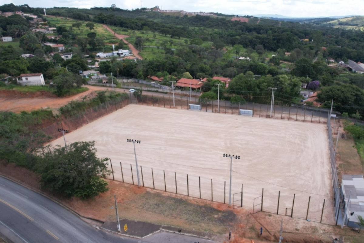 Entre as intervenções estão implantação de iluminação com projetores de LED, reformas, revitalizações e construções de novas estruturas