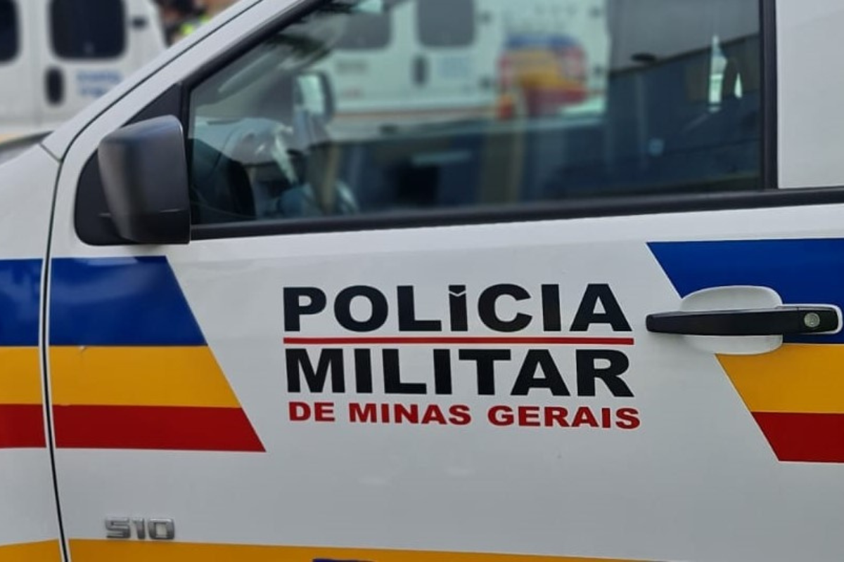 A Polícia Militar de Minas Gerais (PMMG) foi acionada no local