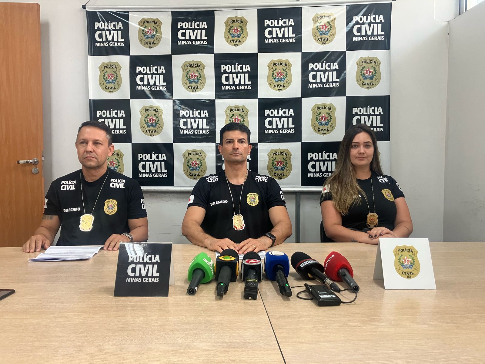 Delegado explicou que filho planejava matar o pai desde 2022, por conta do histórico de agressões da vítima contra a companheira e os irmãos