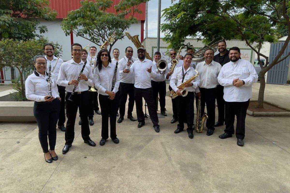 Podem votar os músicos da banda; qualquer morador de Betim pode se cadastrar como eleitor no dia da votação 