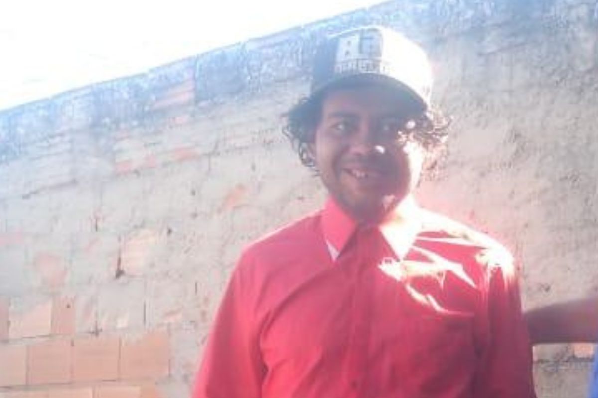 Alanderson Christopher Lopes da Silva, de 24 anos, está sumido desde o último dia 3 de março