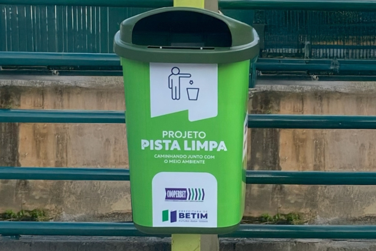 Nesta primeira etapa do projeto, estão sendo instaladas 30 lixeiras, segundo a Secretaria de Esportes 