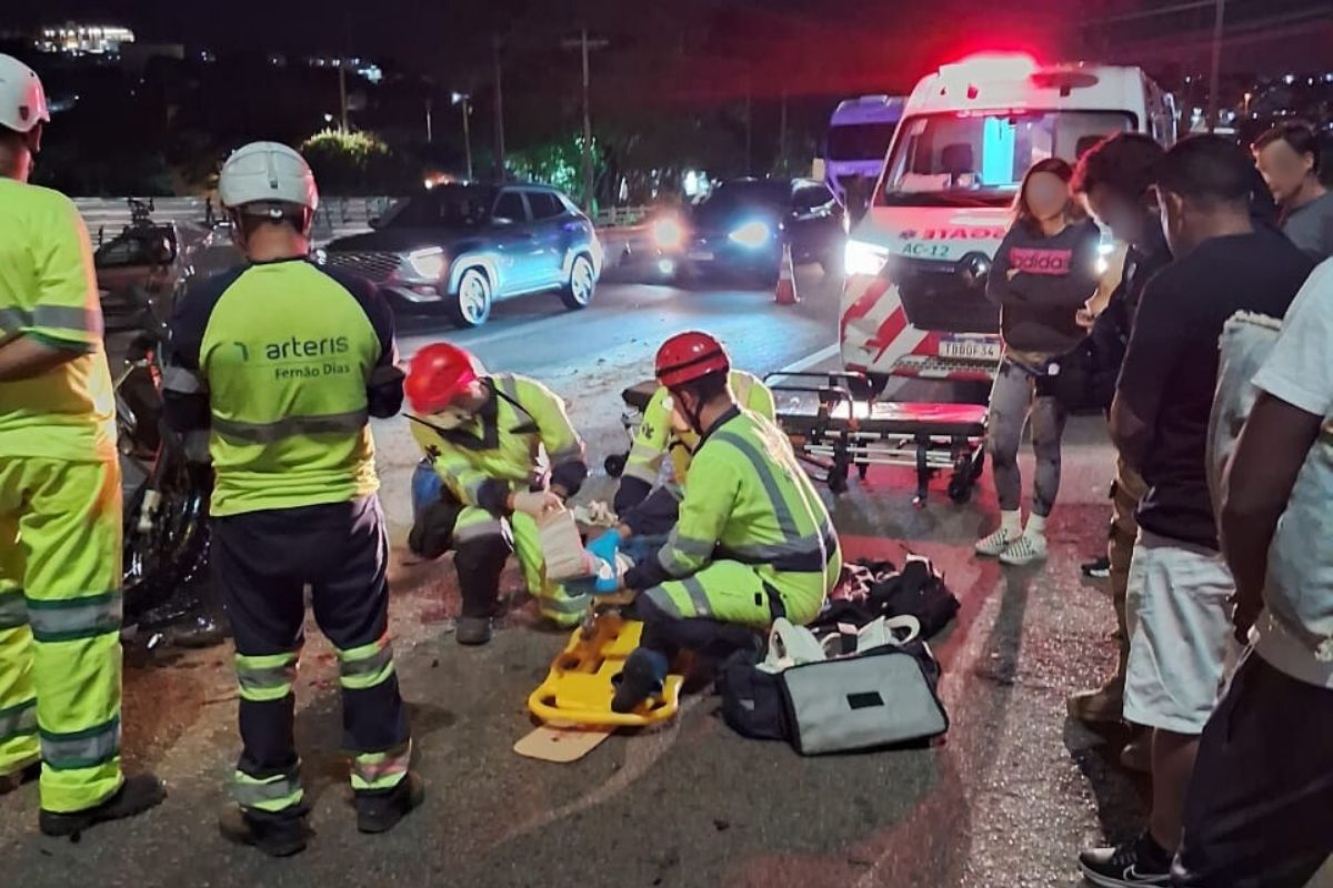 Faixa esquerda chegou a ficar interditada para atendimento à vítima, gerando 3 km de fila