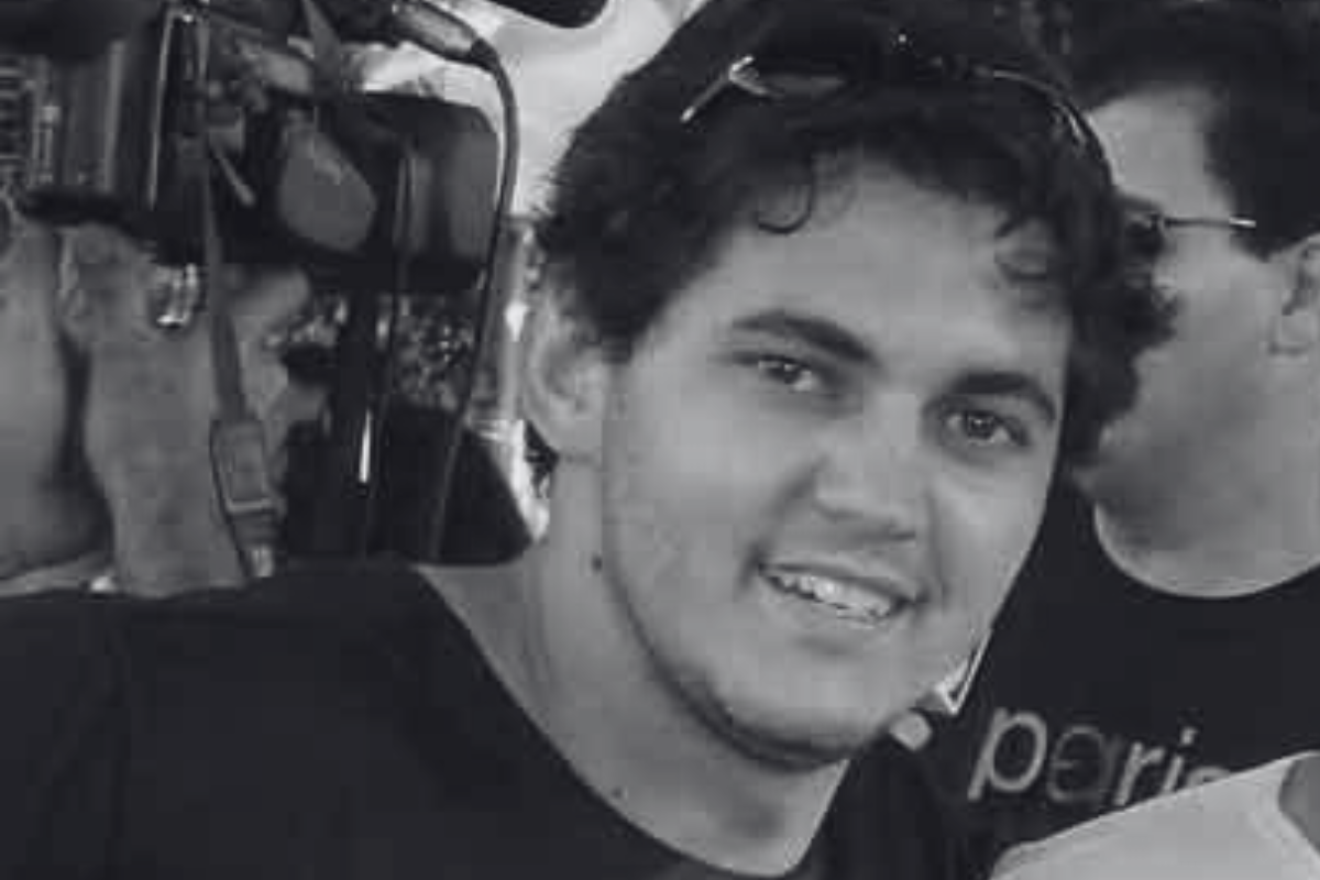 Família está nos trâmites para trazer o corpo de Fred pra Betim, e as informações do velório ainda não estão confirmadas 