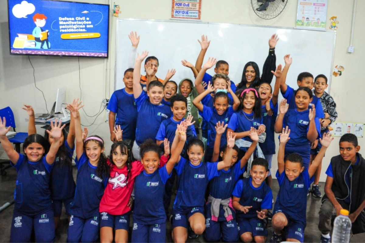 Cada uma das cinco turmas teve oito aulas, sendo sete teóricas e uma prática