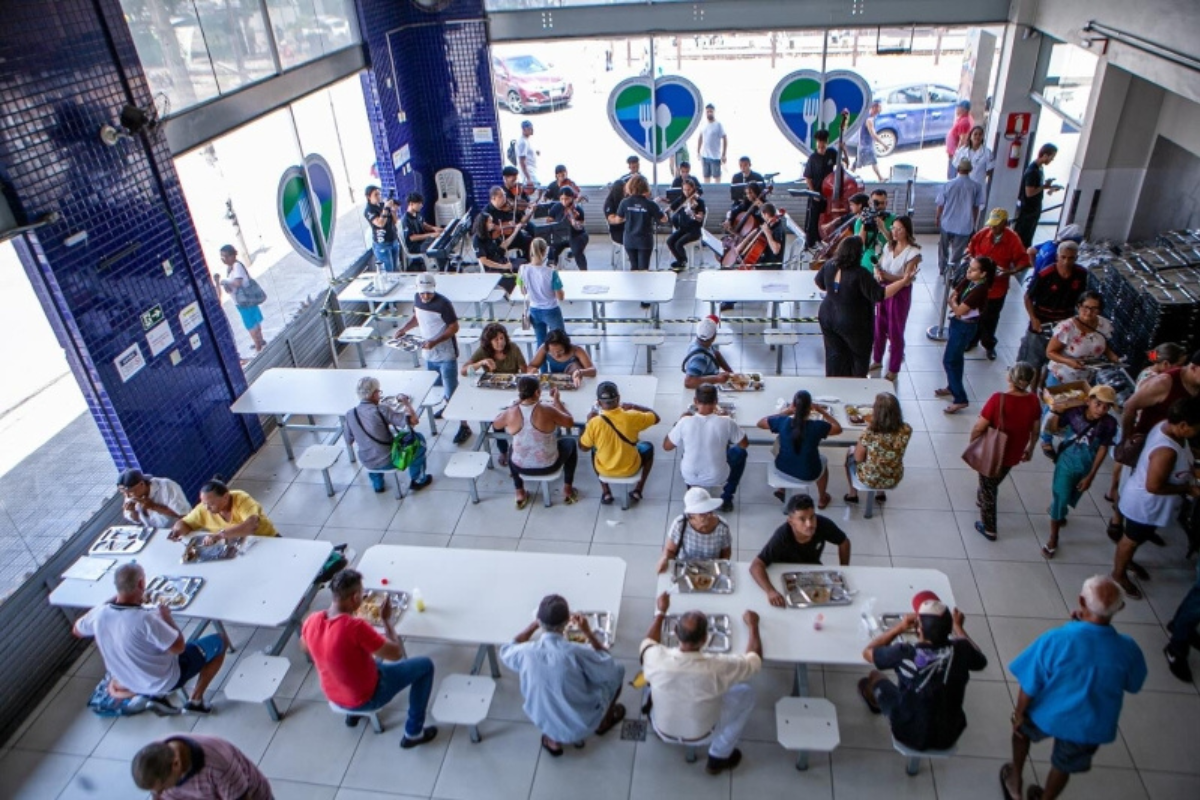 Restaurante do Centro recebe apresentação do concerto da Orquestra Filarmônica do Instituto Ramacrisna