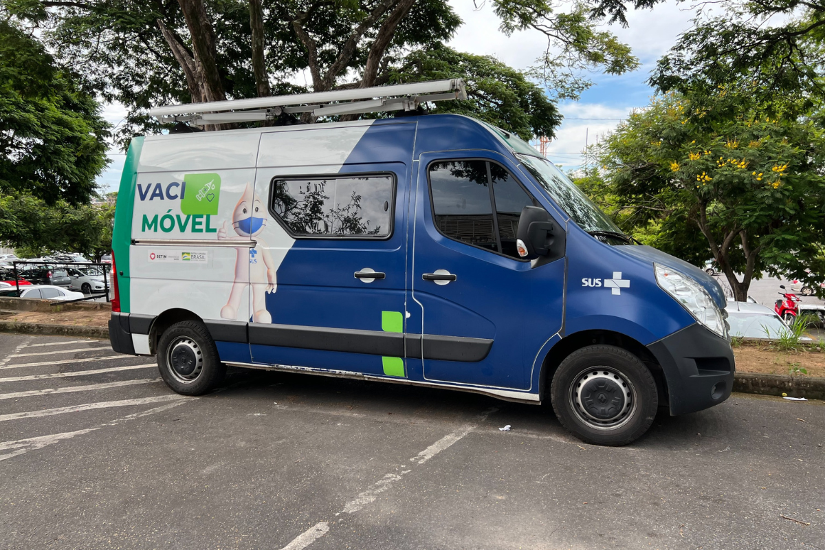  população deve se atentar ao cronograma e comparecer com documento de identificação e cartão de vacinas