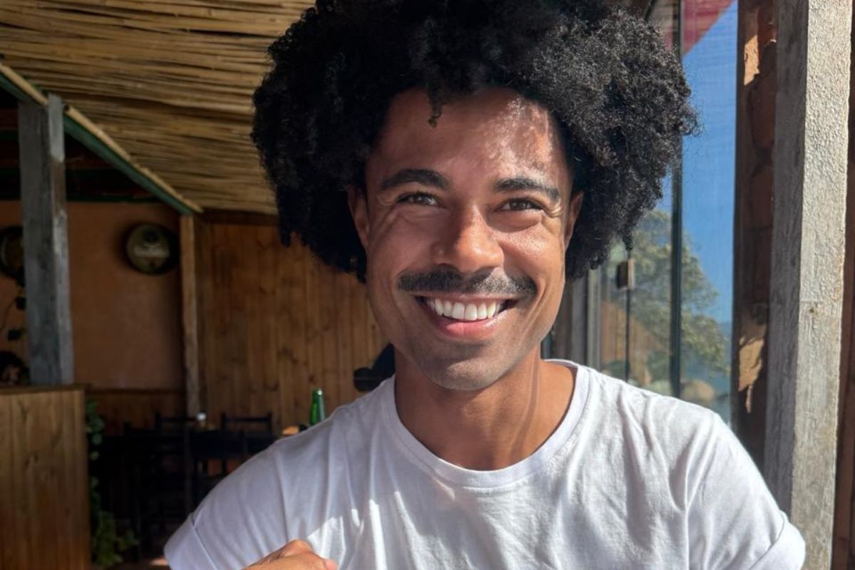 Breno nasceu em Contagem, mas foi criado em Betim desde criança no bairro Taquaril 