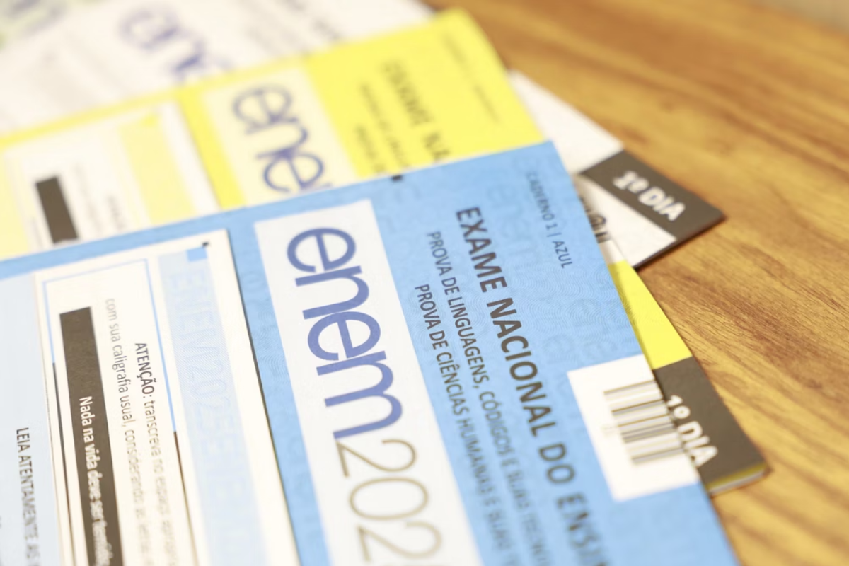 Estudantes de Betim que ainda não se sentem seguros para fazer a redação têm a oportunidade de se preparar em um minicurso gratuito