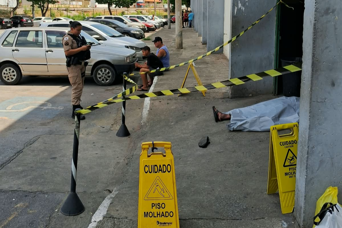 Ocorrência foi registrada por volta das 11h30 desta sexta-feira (9)